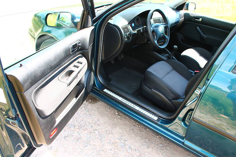 Універсал Volkswagen Golf 2003 в Білій Церкві фото 39 Універсал Volkswagen Golf 2003 в Білій Церкві