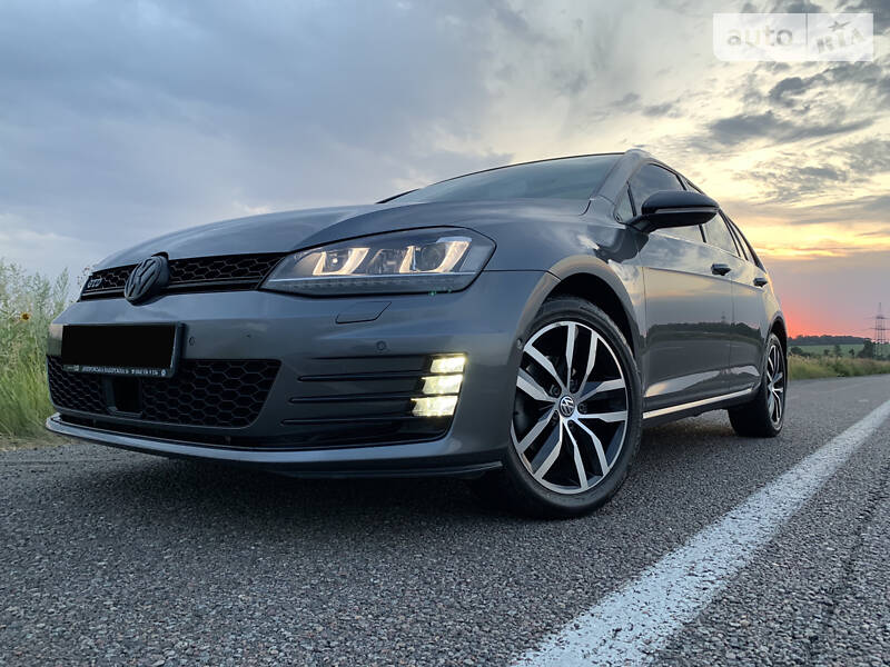 Універсал Volkswagen Golf 2018 в Дніпрі фото 22 Універсал Volkswagen Golf 2018 в Дніпрі