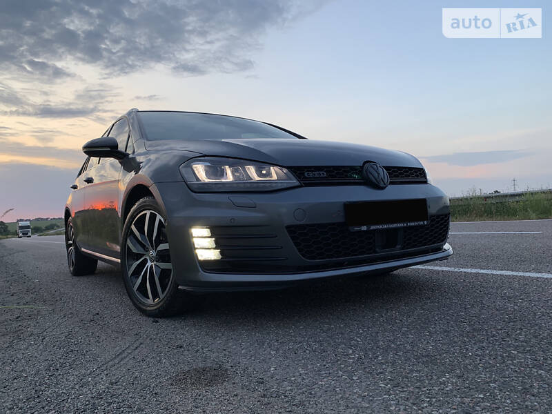 Універсал Volkswagen Golf 2018 в Дніпрі фото 23 Універсал Volkswagen Golf 2018 в Дніпрі