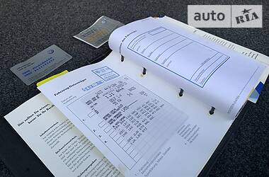Хетчбек Volkswagen Golf 2001 в 