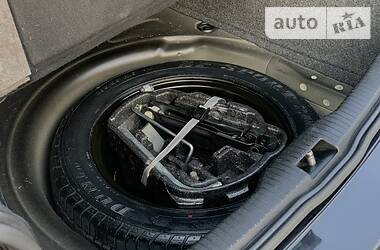 Хетчбек Volkswagen Golf 2001 в 