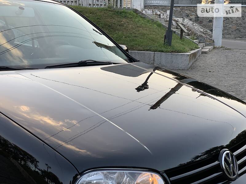 Хэтчбек Volkswagen Golf 2001 в Белой Церкви