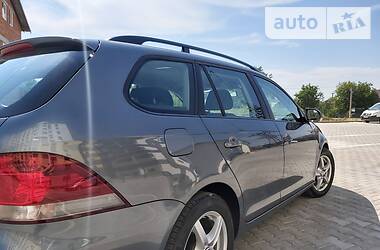 Универсал Volkswagen Golf 2010 в Ивано-Франковске