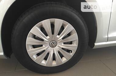 Хетчбек Volkswagen Golf 2018 в 