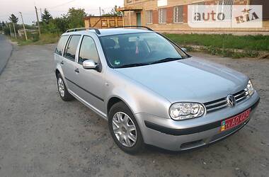 Універсал Volkswagen Golf 2001 в 