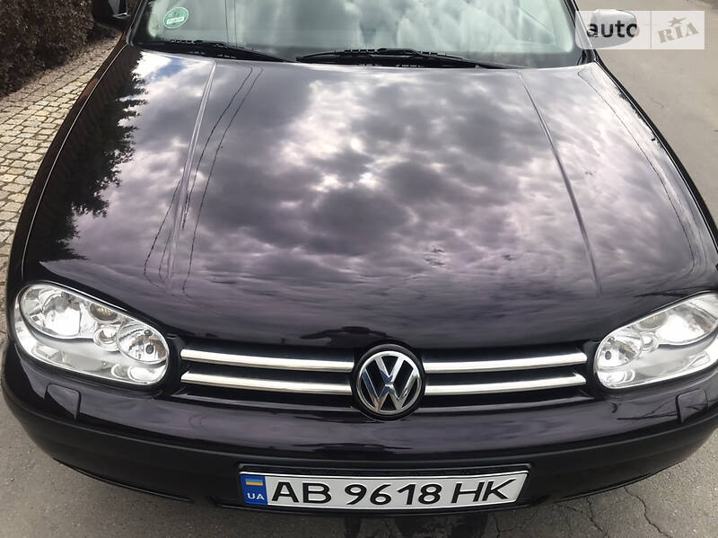 Хетчбек Volkswagen Golf 2001 в Вінниці