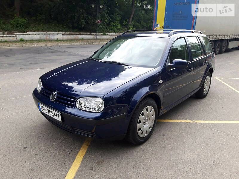 Універсал Volkswagen Golf 2001 в Могилів-Подільському