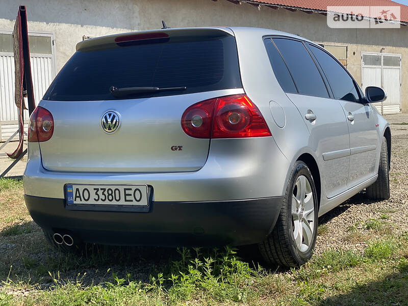 Хетчбек Volkswagen Golf 2007 в Києві