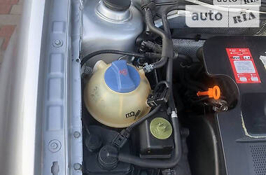 Універсал Volkswagen Golf 2000 в 