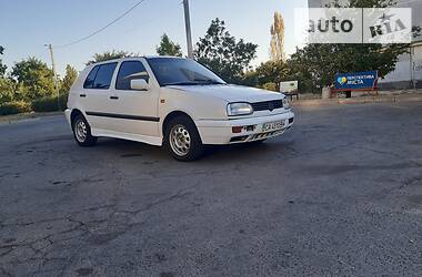 Хэтчбек Volkswagen Golf 1993 в Кропивницком