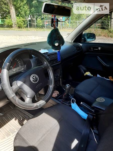 Хетчбек Volkswagen Golf 2002 в Хмельницькому