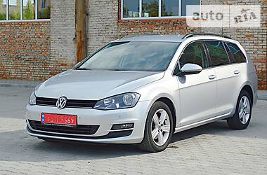 Універсал Volkswagen Golf 2014 в 