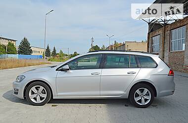Універсал Volkswagen Golf 2014 в 