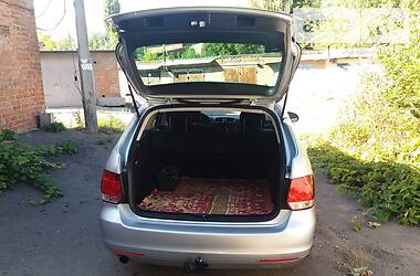 Універсал Volkswagen Golf 2011 в 
