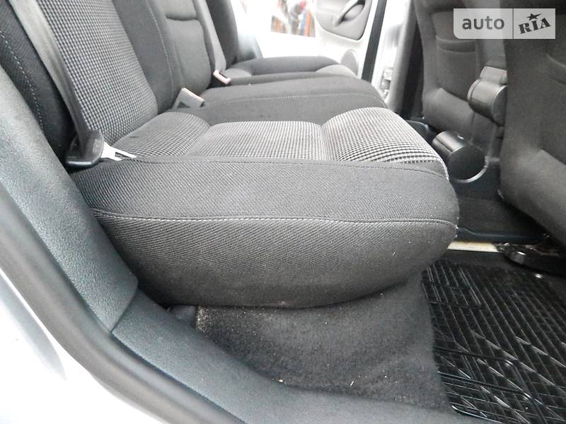 Універсал Volkswagen Golf 2002 в Сарнах