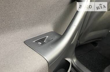 Хетчбек Volkswagen Golf 2004 в 