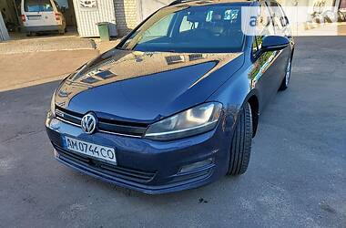 Универсал Volkswagen Golf 2014 в Житомире