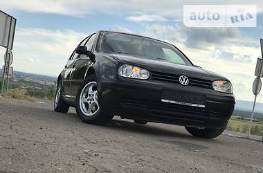 Хэтчбек Volkswagen Golf 2000 в Дрогобыче