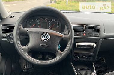 Хэтчбек Volkswagen Golf 1998 в Львове