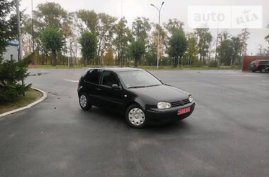 Хэтчбек Volkswagen Golf 2003 в Бердичеве