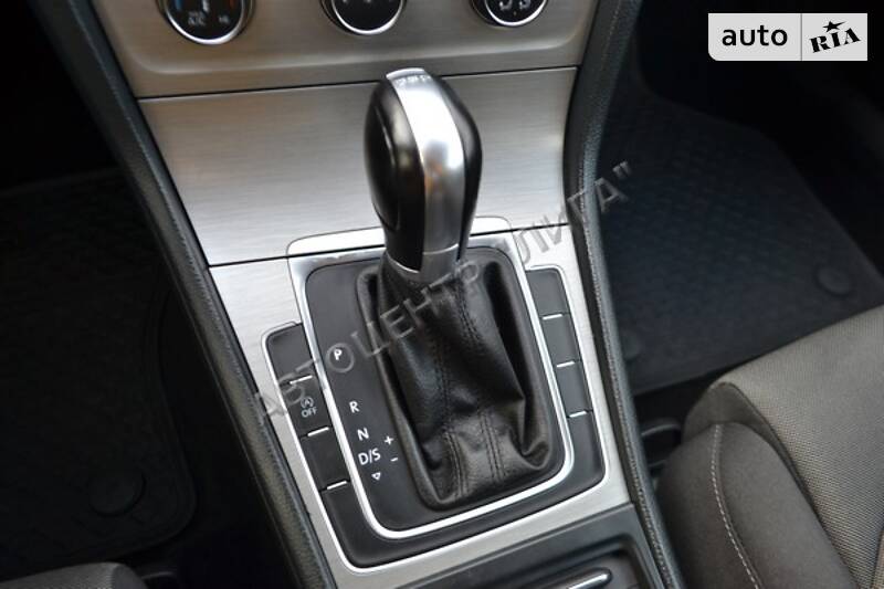Универсал Volkswagen Golf 2015 в Хмельницком