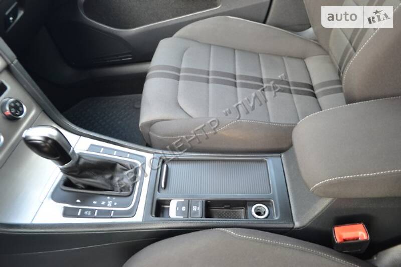 Универсал Volkswagen Golf 2015 в Хмельницком