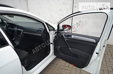 Универсал Volkswagen Golf 2015 в 