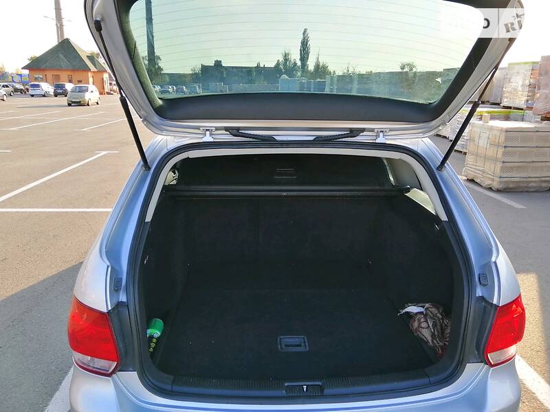 Универсал Volkswagen Golf 2011 в Кривом Роге