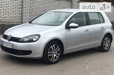 Хэтчбек Volkswagen Golf 2011 в Житомире