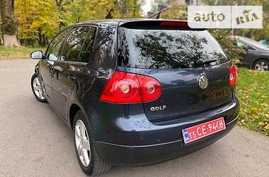 Хэтчбек Volkswagen Golf 2008 в Виннице