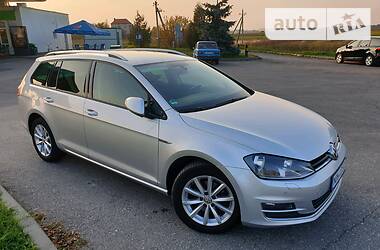 Универсал Volkswagen Golf 2015 в Львове