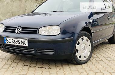 Хэтчбек Volkswagen Golf 2001 в Львове