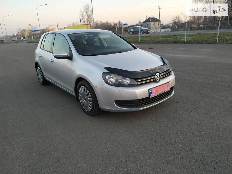 Хэтчбек Volkswagen Golf 2009 в Ковеле