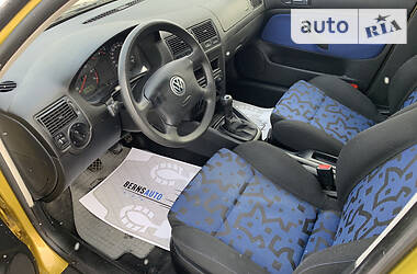 Универсал Volkswagen Golf 1999 в Киеве