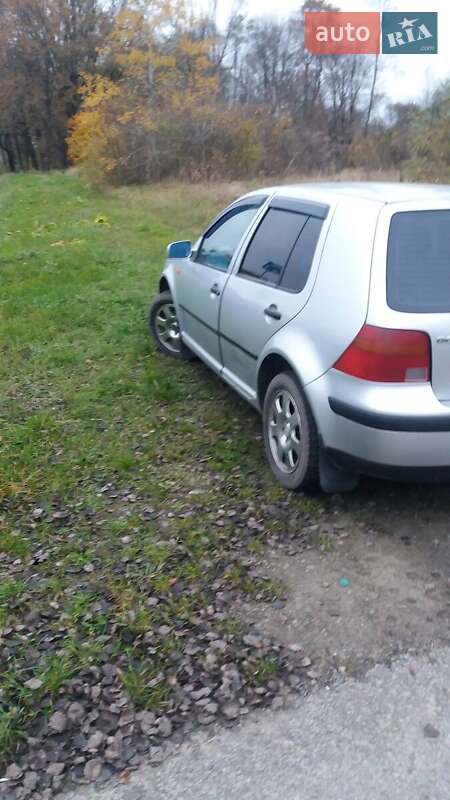 Хетчбек Volkswagen Golf 1999 в Миколаєві