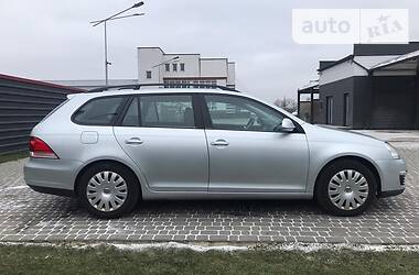 Универсал Volkswagen Golf 2009 в Ковеле