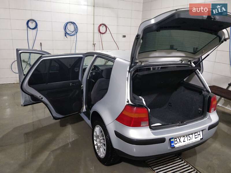 Хетчбек Volkswagen Golf 1999 в Хмельницькому