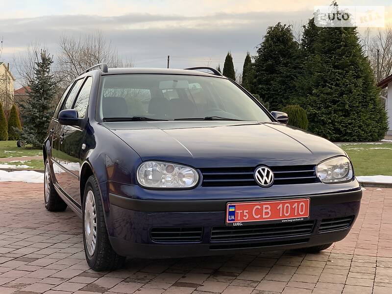 Универсал Volkswagen Golf 2000 в Калуше