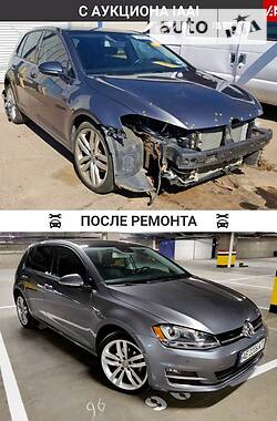 Хетчбек Volkswagen Golf 2015 в 