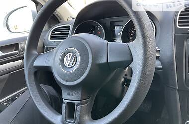 Універсал Volkswagen Golf 2011 в Луцьку