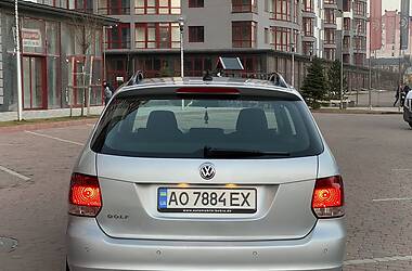 Универсал Volkswagen Golf 2010 в Ивано-Франковске