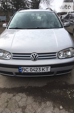 Универсал Volkswagen Golf 2000 в Старом Самборе