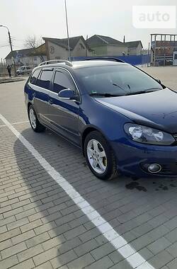 Универсал Volkswagen Golf 2011 в Калуше