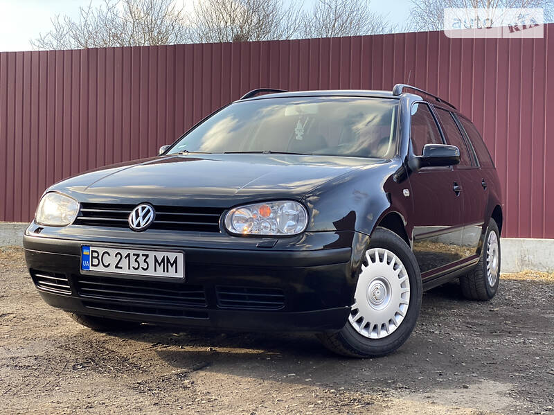 Универсал Volkswagen Golf 2004 в Дрогобыче