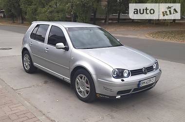 Хэтчбек Volkswagen Golf 2001 в Шостке