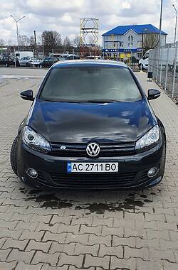 Хэтчбек Volkswagen Golf 2010 в Луцке