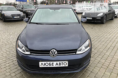 Хэтчбек Volkswagen Golf 2016 в Львове