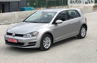 Хэтчбек Volkswagen Golf 2015 в Ивано-Франковске