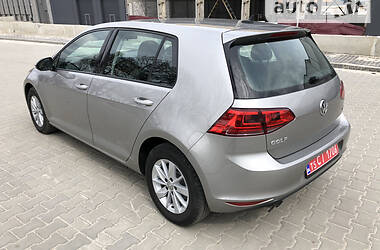 Хэтчбек Volkswagen Golf 2015 в Ивано-Франковске