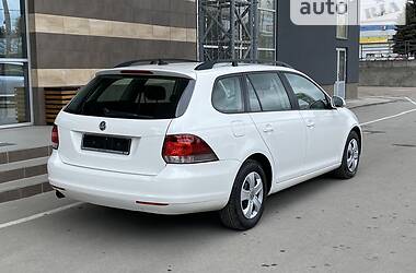 Универсал Volkswagen Golf 2013 в Тернополе